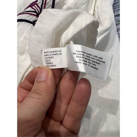 Lane Bryant NWT Classic Split-Neck Embroidered Peasant Blouse plus size 26 - Picture 8 of 11